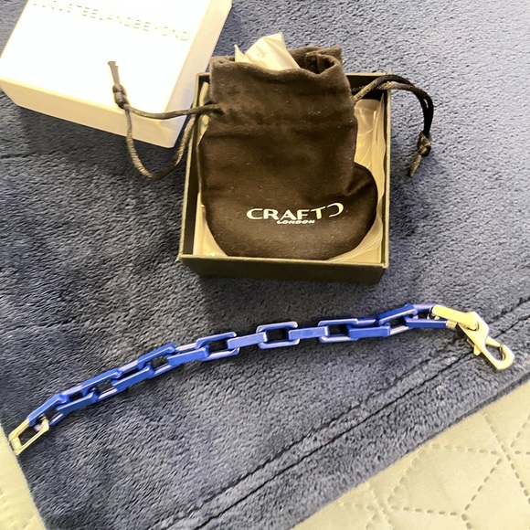 New 8.25 Craftd London Blue Chain Bracelet made in England. Gorgeous! - Picture 8 of 8